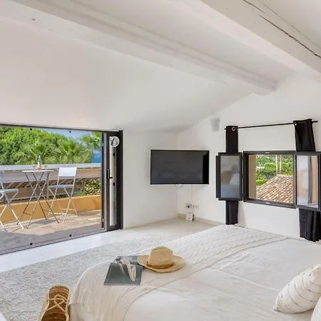Vakantiehuis A L'entree De St Tropez Vue 2 Minutes A Pied *
